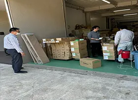電話対応や来客対応
